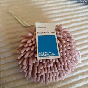 BRAND NEW NEVER OPENED!! Target Room Essentials Blush Noodle Hand Towel